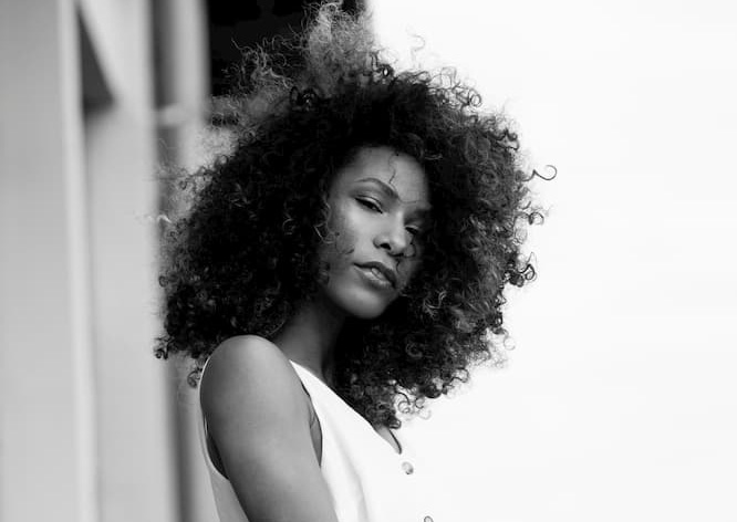 EMMANUELLE B